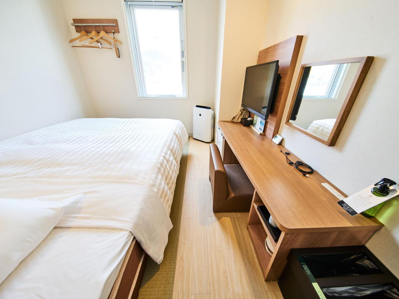 Super Hotel Mihara Ekimae Buitenkant foto
